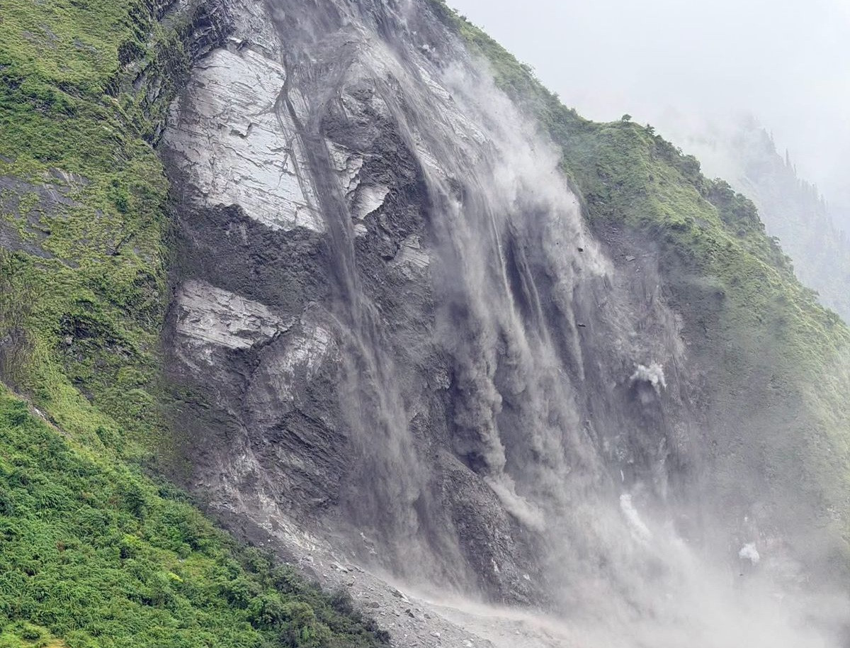 Landslide at Apihimal - ' People along Chaulani river alerted '